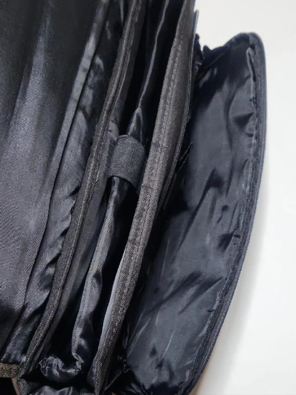 Lenovo Black and Olive Green Laptop Messenger Bag